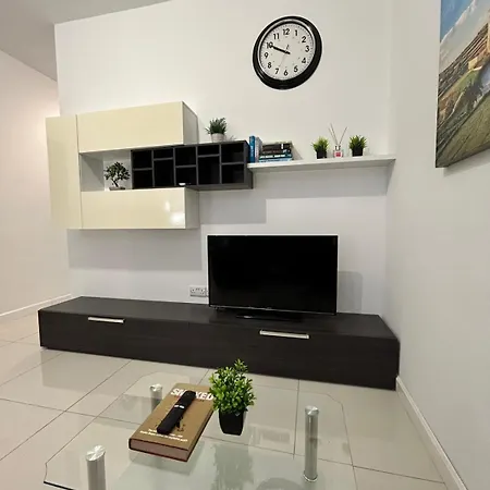 Tjs 2 * Gzira
