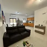 Tjs 2 Apartment *